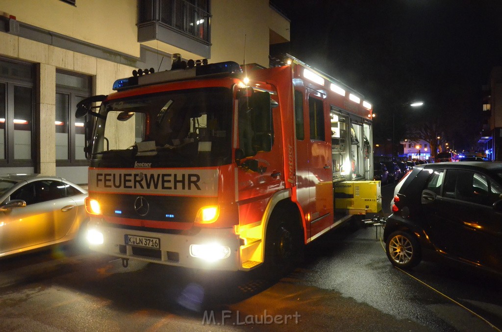 Feuer 2 Y Koeln Neustadt Sued Engelbertstr P54.JPG - Miklos Laubert